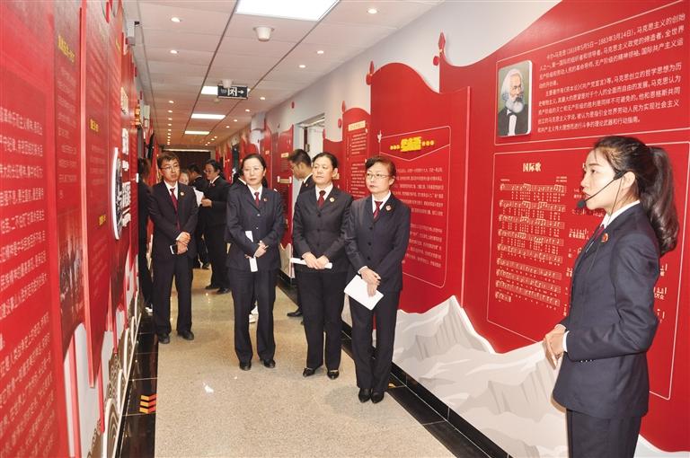 西固區(qū)檢察院黨總支發(fā)揮“頭雁效應”打造檢察鐵軍