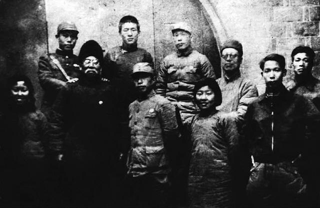 【奮斗百年路 啟航新征程】伍修權：“八辦”的良師益友 外交戰(zhàn)線的排頭兵