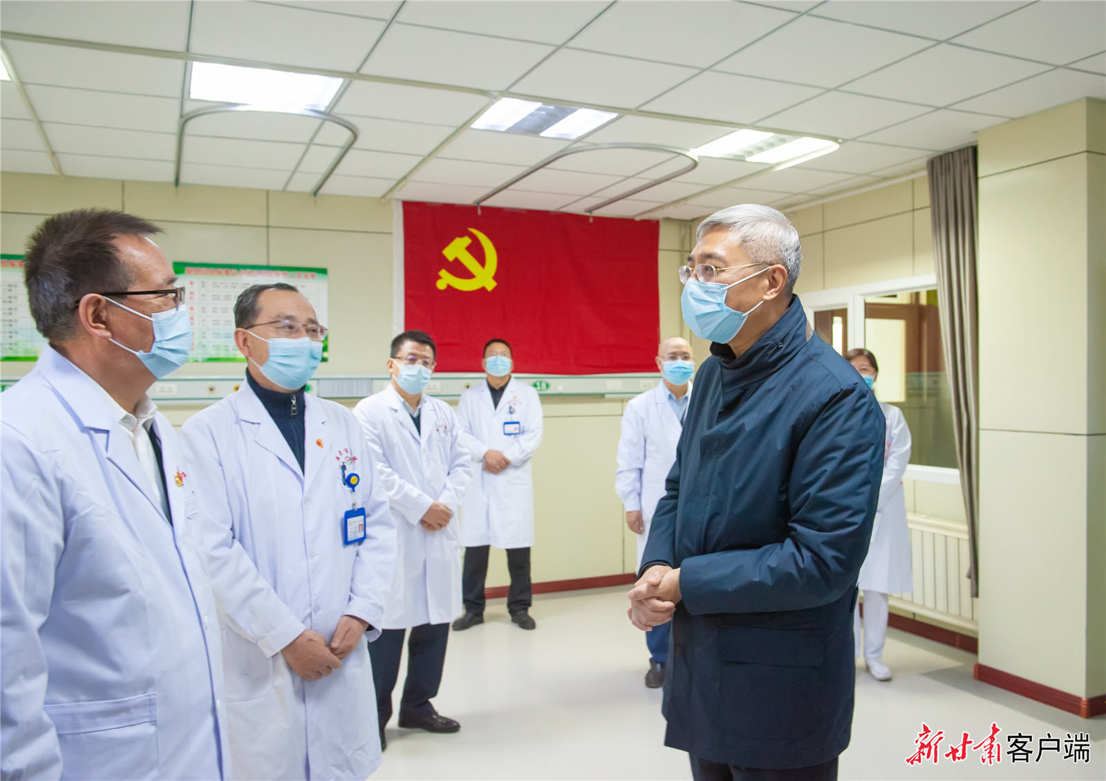 尹弘在嘉峪關(guān)酒泉張掖調(diào)研檢查疫情防控工作時(shí)強(qiáng)調(diào)：扛牢屬地責(zé)任 落細(xì)防控措施 遏制擴(kuò)散蔓延，同心協(xié)力堅(jiān)決打贏疫情防控遭遇戰(zhàn)阻擊戰(zhàn)