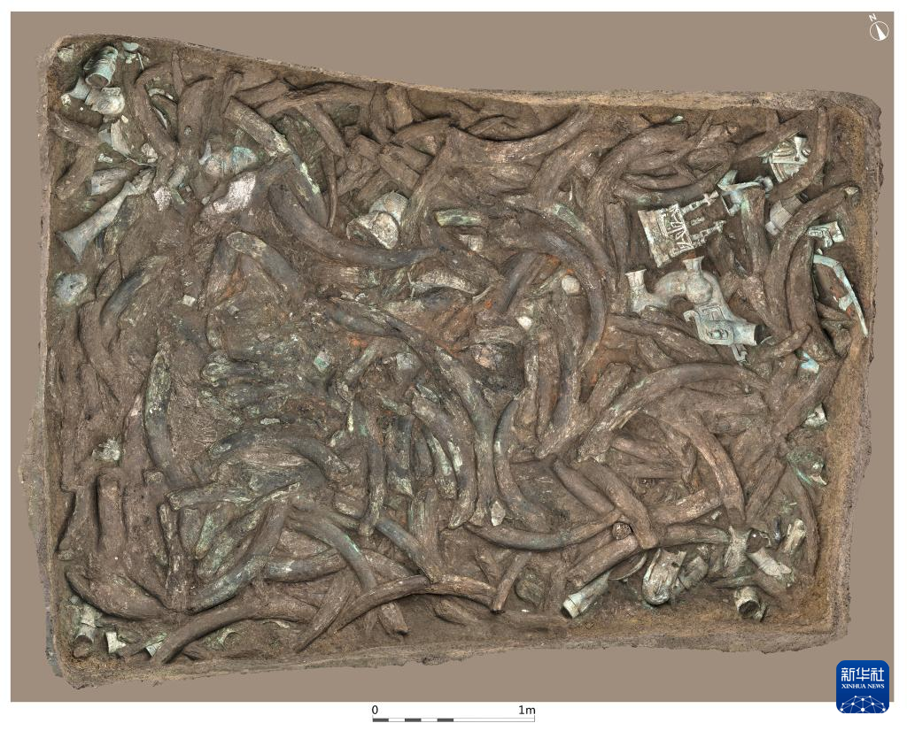 四川廣漢市三星堆商代遺址八號(hào)坑（資料圖）。