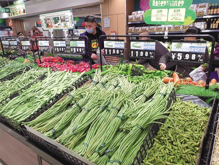 生活必需品供應(yīng)充足 價(jià)格平穩(wěn)  蘭州市庫(kù)存蔬菜超2萬噸