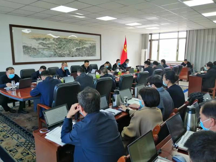 10月17日，金昌市紀(jì)委召開常委會（擴(kuò)大）會議，專題學(xué)習(xí)交流習(xí)近平總書記代表第十九屆中央委員會向黨的二十大所作的報告，研究學(xué)習(xí)宣傳貫徹落實工作。.jpg