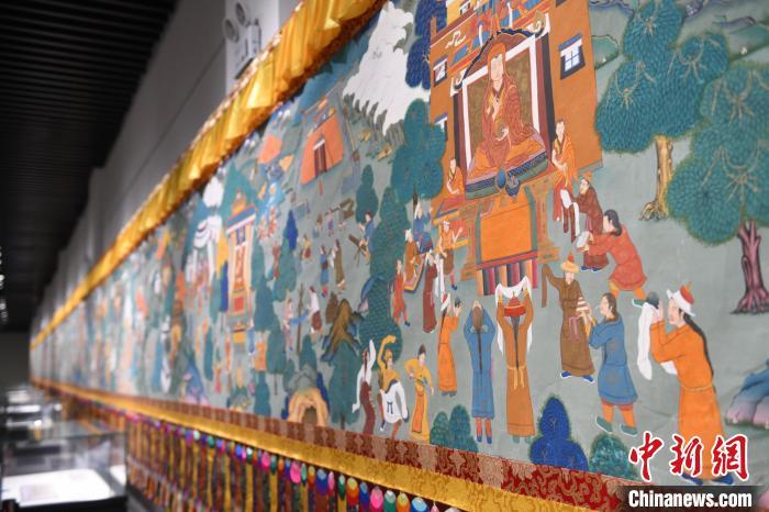 8月20日，“塔影河聲吉祥千年——涼州會(huì)盟暨蘭州與武威文物聯(lián)展”在蘭州市博物館開(kāi)展。戴文昌 攝